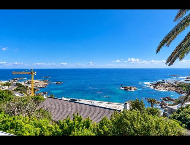 3 BEDROOM APARTMENT FOR SALE IN CAMPS BAY